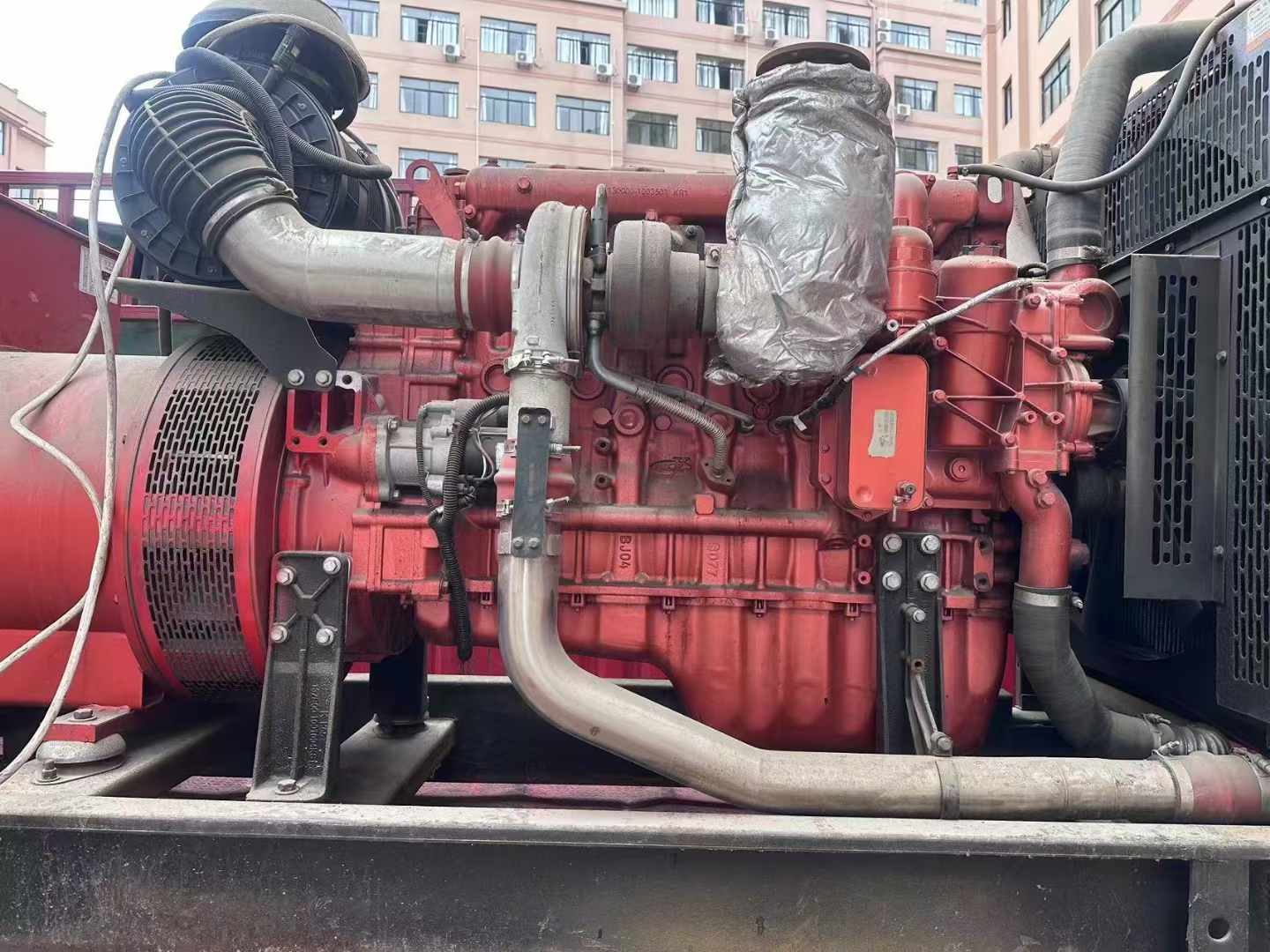 卢龙如何选择适合 600kW 柴油发电机组的过载保护器？