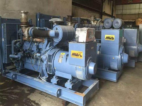 卢龙不同品牌的柴油发电机组冷却液可以混用吗？